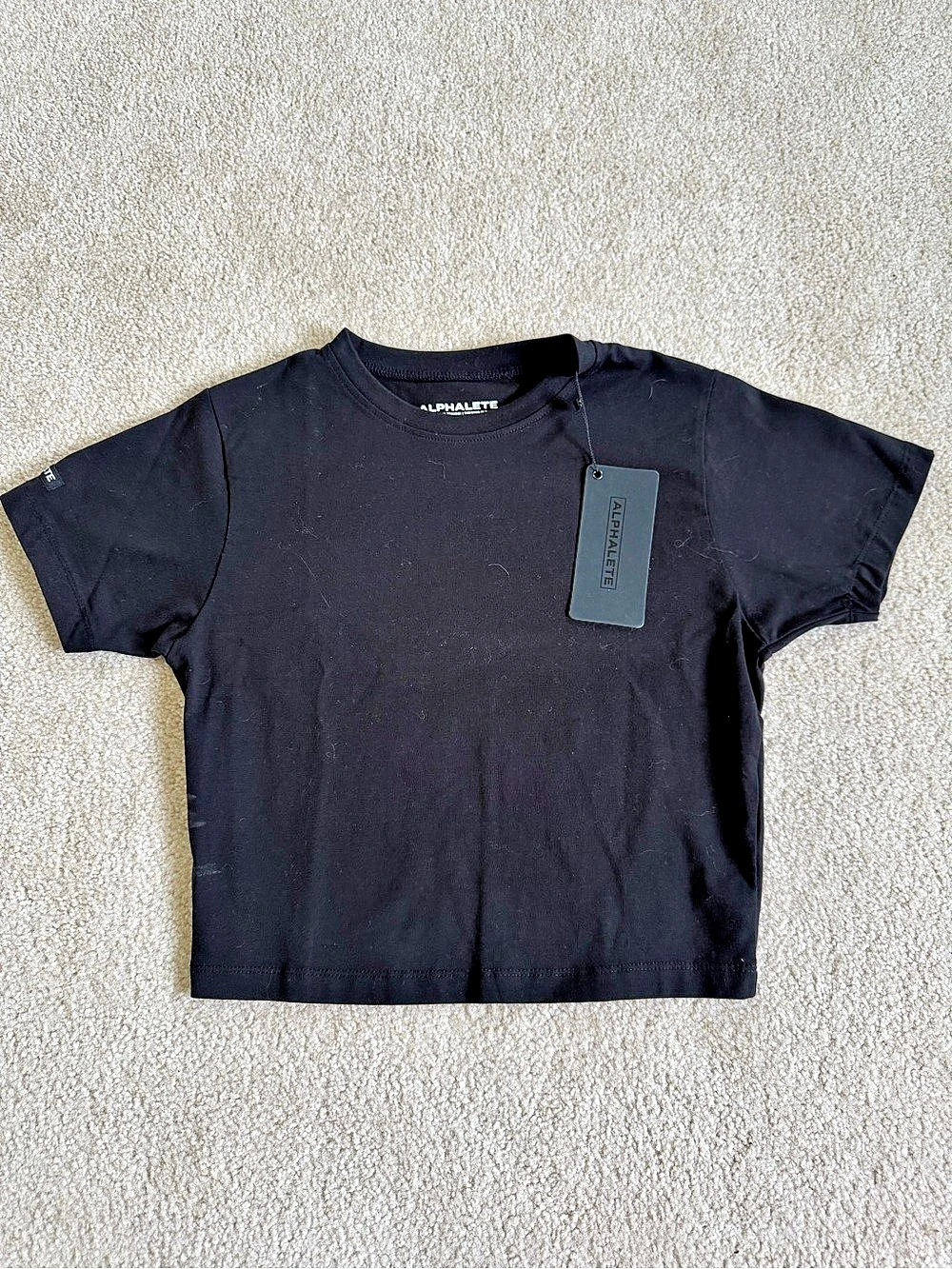 ALPHALETE Lifestyle Fit Crop Tee Black Small